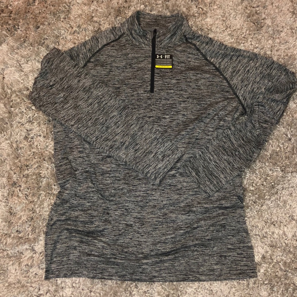 💙 Under Armour pull over 💙